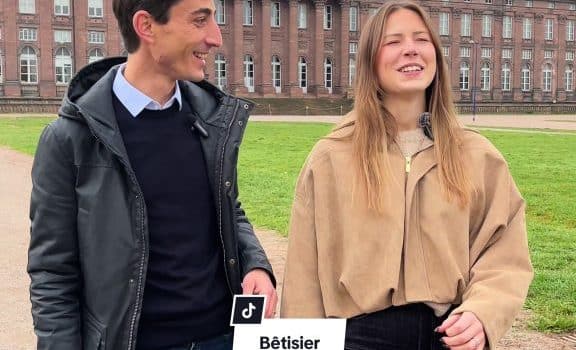 Tiktok equipe tournage Pour commencer lannee dans la bonne humeurimage 576x1024 1