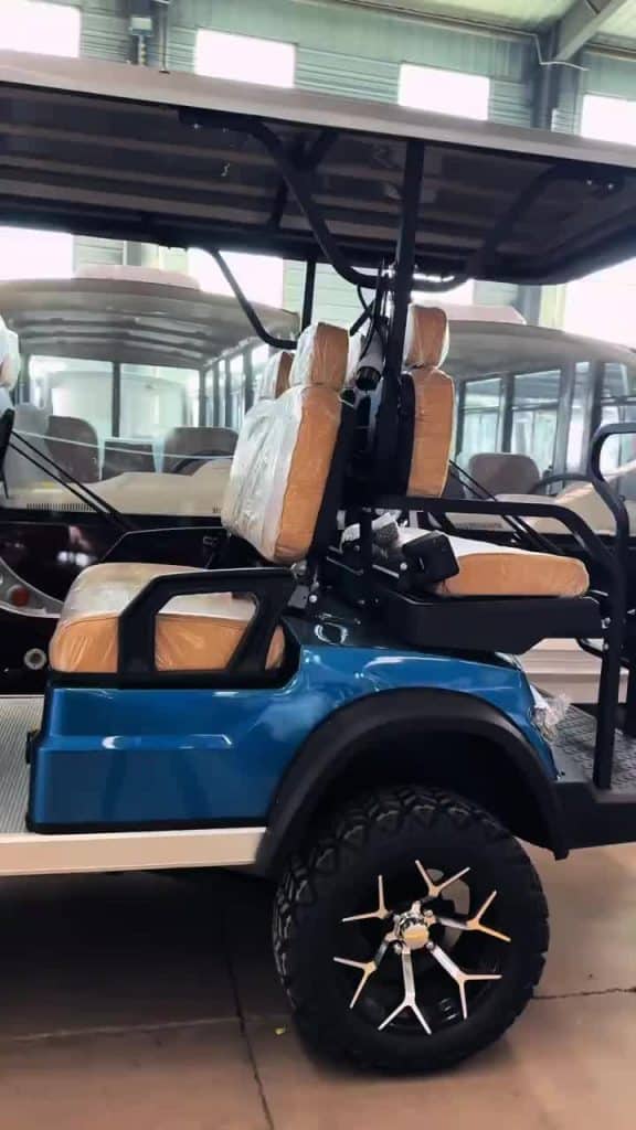 Les familles ! Nous sommes une usine spécialisée dans la fabrication de voiturettes de golf. L'usine regorge de voiturettes de golf personnalisées de styles variés (tout comme ce modèle tout-terrain de Tuli, à la fois beau et performant). Nous voulons maintenant exporter ces chariots vers les marchés étrangers ~ Nous vous recherchons sincèrement