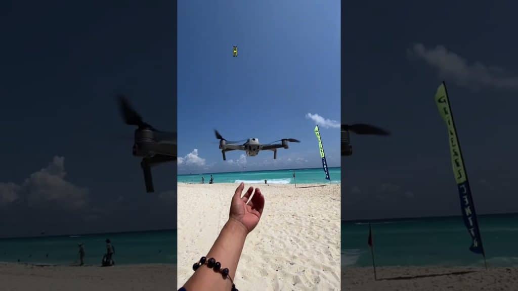 Así se ven las olas en Cancún. #mexico #video #viral #caribe #drone #trending #fyp #reel #cancun